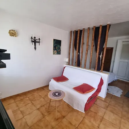 Logement équipé Bed and breakfast Grimaud