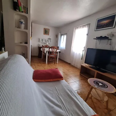 Bed & Breakfast Studio 3*